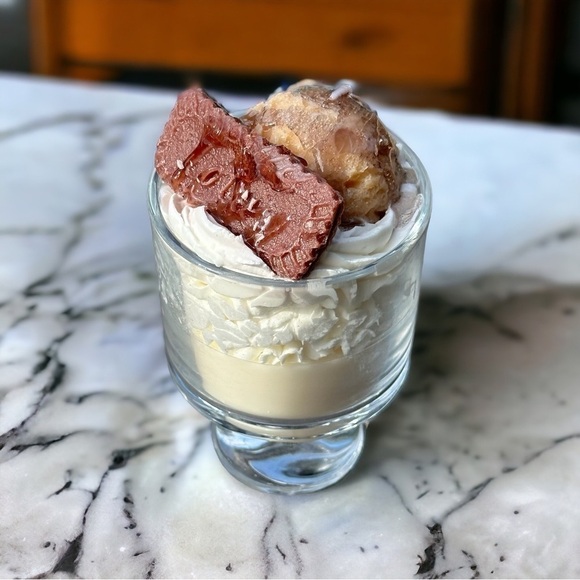 ⚠️SALE Candle // Handmade Cookie And Ice Cream Candle SEND OFFERS🥳 - Picture 1 of 6